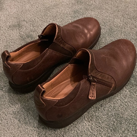 unstructured by Clarks size 7.5 - Picture 1 of 3